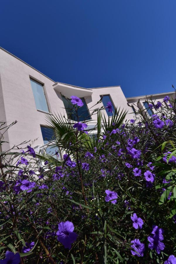 Viva Mare Hotel & Spa ميثيمْنا المظهر الخارجي الصورة