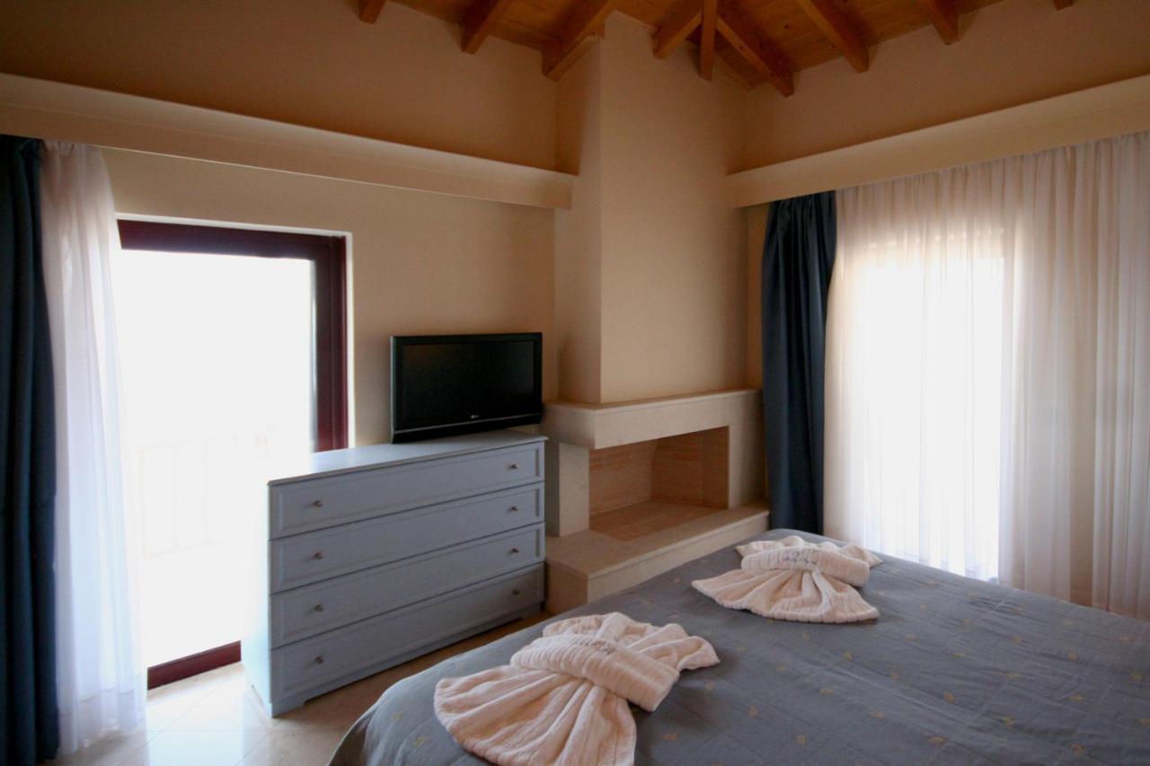 Viva Mare Hotel & Spa ميثيمْنا المظهر الخارجي الصورة
